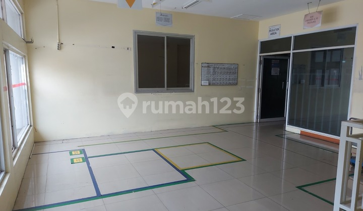 GOOD 2-STORY WAREHOUSE READY FOR USE IN BIZPARK WAREHOUSING COMPLEX, PENGGILINGAN, EAST JAKARTA GOOD 2-STORY WAREHOUSE READY FOR USE IN BIZPARK WAREHOUSING COMPLEX, PENGGILINGAN, EAST JAKARTA