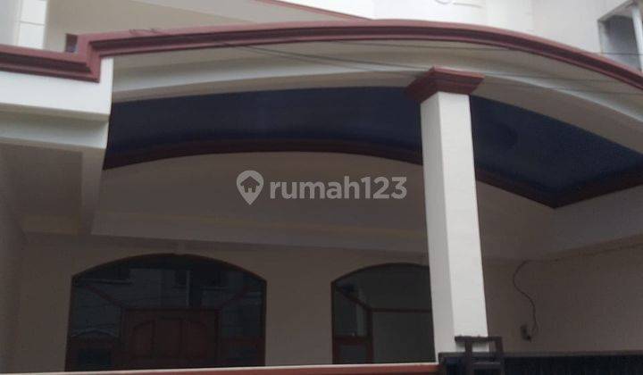RUMAH 3 LANTAI SIAP HUNI BEBAS BANJIR DI KAMPUNG AMBON  1