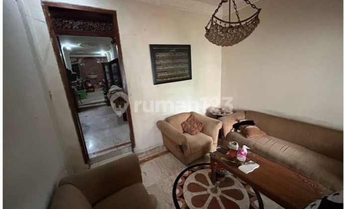 RUMAH SIAP HUNI BISA DIBIKIN KOST2AN DI CEMPAKA PUTIH TIMUR 2