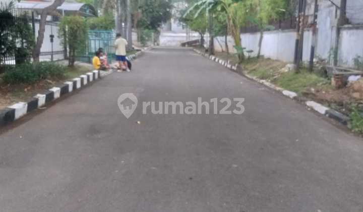 RUMAH TUA HITUNG TANAH LT 450 M DI PERUMAHAN PULOMAS JAKARTA TIMUR 2