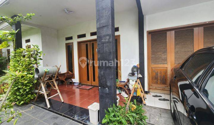 Rumah 2 Lt Bagus Di Griya Mandiri Cempaka Putih Tengah,lt 267 M,lb 240 M,kt 3+1,km 2+1 Include Ac,cctv,water Heater Dan Solar Panel,cempaka Putih,jakarta Pusat 1