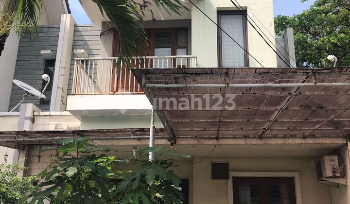 2-Story Good House Cheap Sale Ready to Live Semi-Furnished in Cluster Harmoni Harapan Indah Bekasi