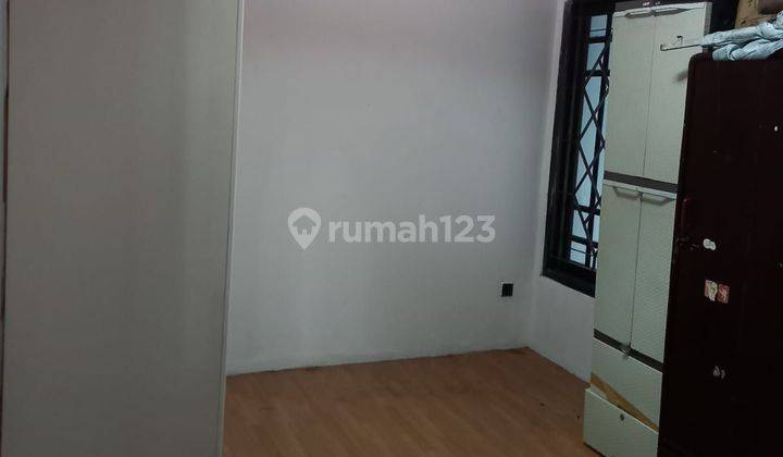 Rumah 2 Lantai Shm Di Jl Duyung Rawamangun Lt 180 M²,lb 250 M²,kt 7,km 3 Di Rawamangun Jakarta Timur 2