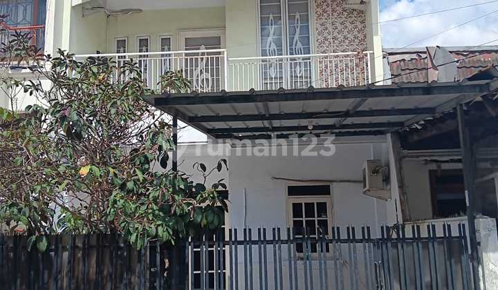 2-STORY READY-TO-OCCUPY HOUSE IN KELAPA MOLEK, KELAPA GADING 2-STORY READY-TO-OCCUPY HOUSE IN KELAPA MOLEK, KELAPA GADING