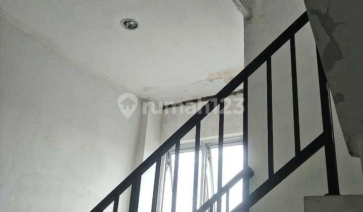 RUKO PARKIRAN LUAS BAGUS UNTUK USAHA DI PADEMANGAN