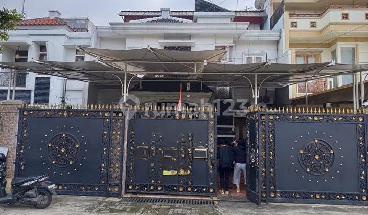 Nice House Ready to Occupied in Pelepah Indah Kelapa Gading Nice House Ready to Occupied in Pelepah Indah Kelapa Gading