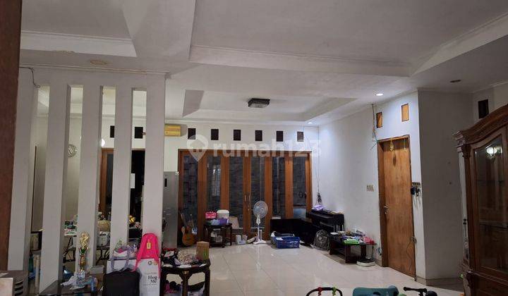 Rumah Hook Siap Huni Di Cawang Kavling Harga Di Bawah Pasaran Row Jalan 3 Mobil,hadap Utara Timur Cawang,jakarta Timur 2