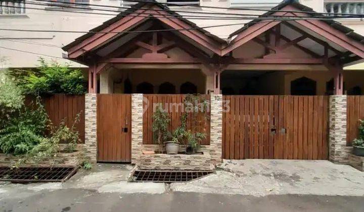 Rumah Siap Huni 2 Lantai Di Rawamangun Lt 132 M²,lb 240 M² Kt 4,km 2,row Jalan 2 Mobil,shm+imb Di Rawamangun Jakarta Timur 1