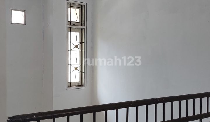 Dijual Cepat Rumah 2 Lantai Sutera Kirana Alam Sutera 2