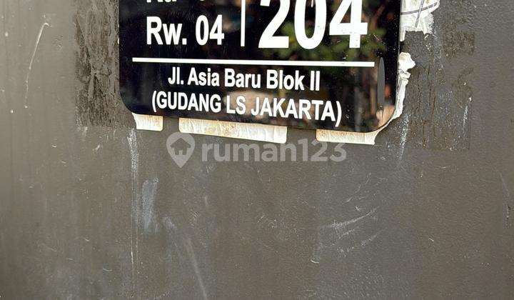 Dijual Rumah Besar 7 Kamar Tidur bisa untuk Online Shop / Studio Live / Studio Musik / Kantor / Rumah Tinggal Duri Kepa (Rumah di Hoek) 2