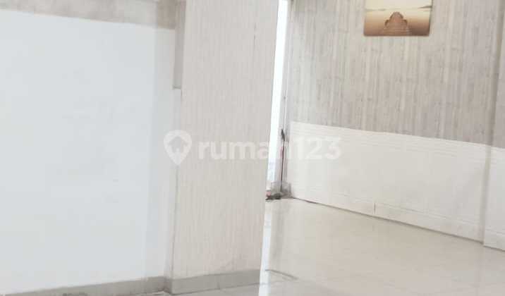 Rumah Semi Furnish Jarang Ada Sudah Renov di The Icon BSD 2