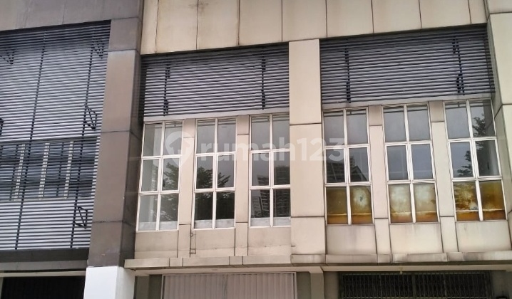 Ruko 2 Lantai Siap Pakai Lokasi Super Strategis di Alam Sutera