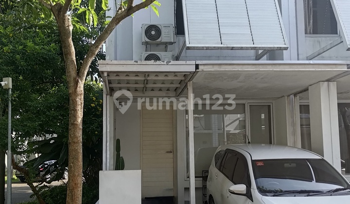 Minimalist Fully Furnished Tabebuya House in BSD City. Canopy Already Installed.