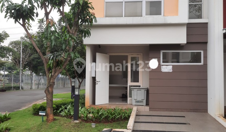 New House Corner Position Type 8 X 10 In Martinez Gading Serpong