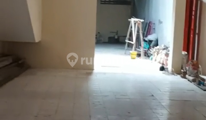 Gudang Multiguna Jl. Raya Serpong, Lokasi Startegis & Kelilingi Kawasan Elit