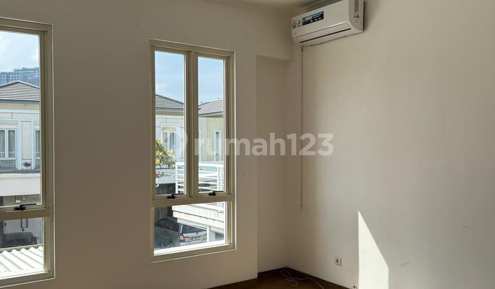 Rumah Premium Lokasi Super Strategis Di Cluster Leora Alam Sutera 2