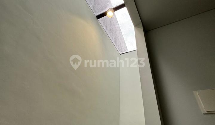 Rumah Brand New 2 Lantai Lokasi Strategis di Alam Sutera 2