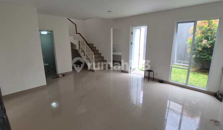 Wide 8 Semi-Furnished House in Nara Village Gading Serpong 2