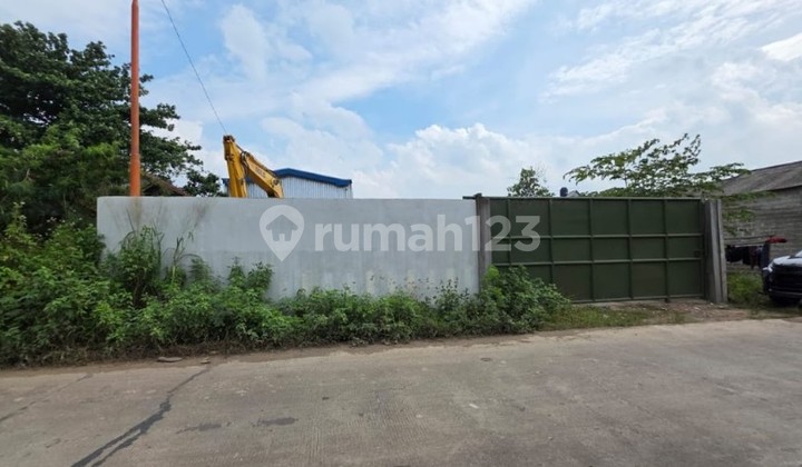 800m2 Strategic Warehouse with Easy Truck Access in Jambe Tangerang 800m2 Strategic Warehouse with Easy Truck Access in Jambe Tangerang