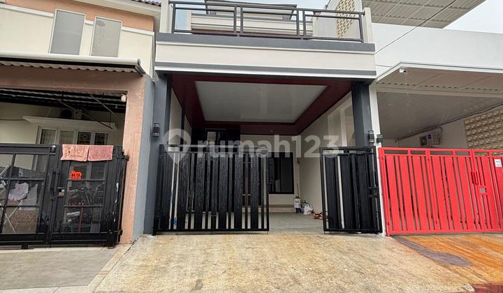 Rumah 2 Lantai Balkon Depan Sudah Dak di Villa Melati Mas