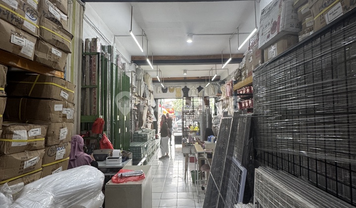 Ruko 3 Lantai Jalan Ramai 2 Arah di Jalan Raya Serpong Ruko 3 Lantai Jalan Ramai 2 Arah di Jalan Raya Serpong