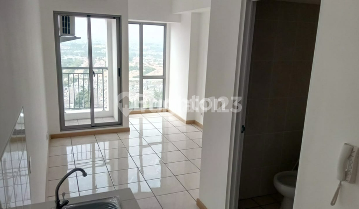 Studio Type M Town Residence Apartment, Gading Serpong, Tangerang
