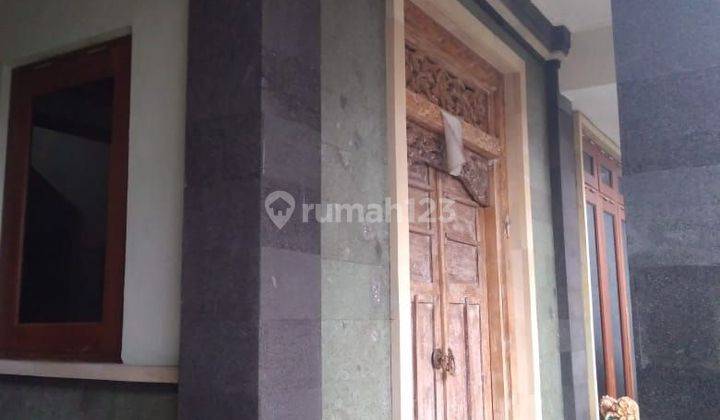 Rumah Lantai 2 Di Sewakan Per Tahun Di Jalan Cargo Denpasar Ubung 2