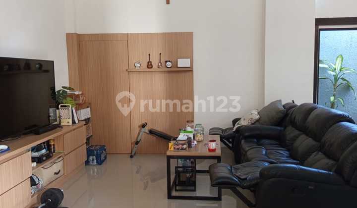 Di Jual Rumah Minimalis Bagus Lantai 2Okasi Jalan Antasura Denoasar Utara 2