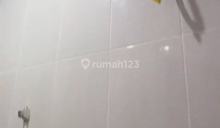 Di Kontrakkan Rumah Lantai 2pemogan 2