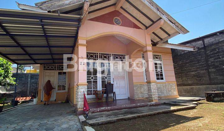 RUMAH ASRI DAN NYAMAN DI UNGARAN BARAT 1