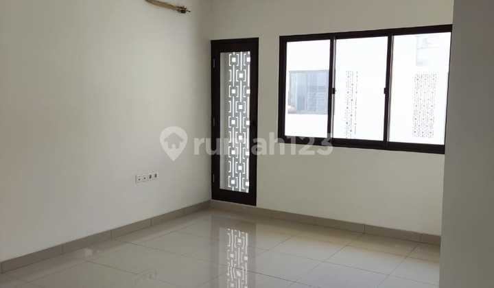 Sell Urgently Need Money Btari Summarecon Bandung House 2