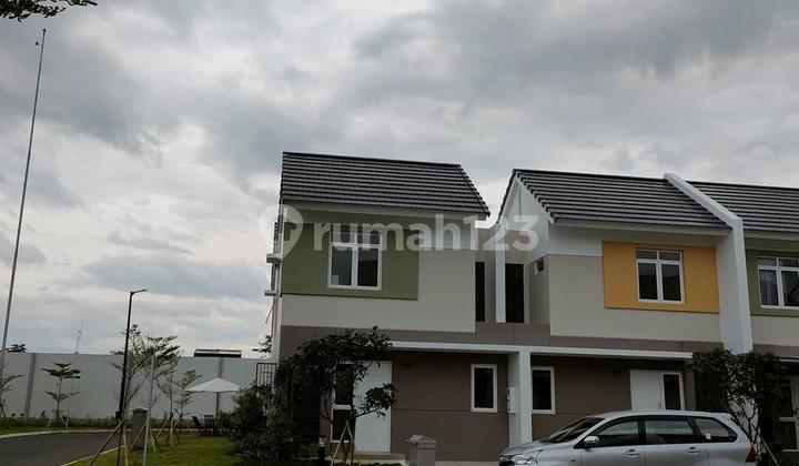 Rumah Strategis Parkir Leluasa di Summarecon Rumah Strategis Parkir Leluasa di Summarecon