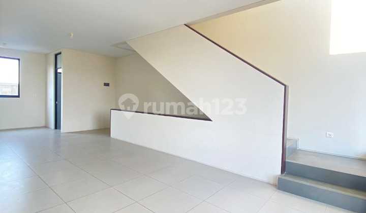 2-Storey Shop House Ready for Use in Sasakirana Kbp 1