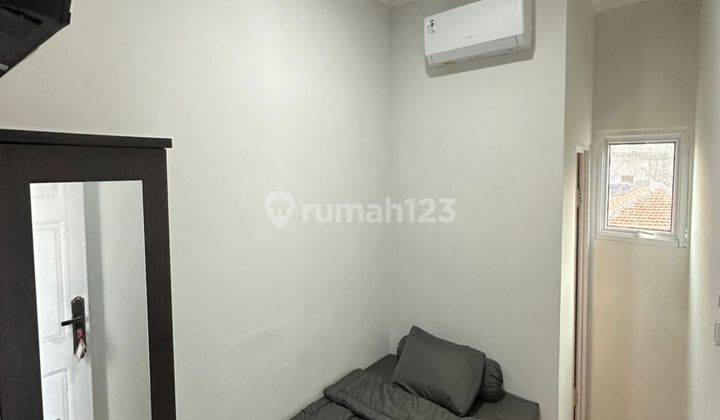 Rumah kost di pasar baru 27 kmr 1