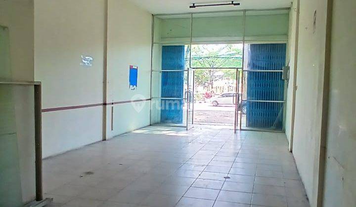 Disewakan Ruko Strategis di Jl. A. Yani 1, Depan Mujahidin Cocok Untuk Usaha Dan Kantor 2