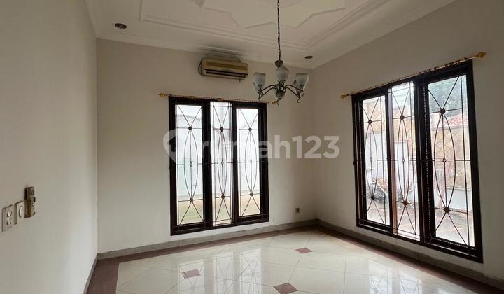 Dijual Cepat Rumahsiap Huni Bagus di Tomang 2