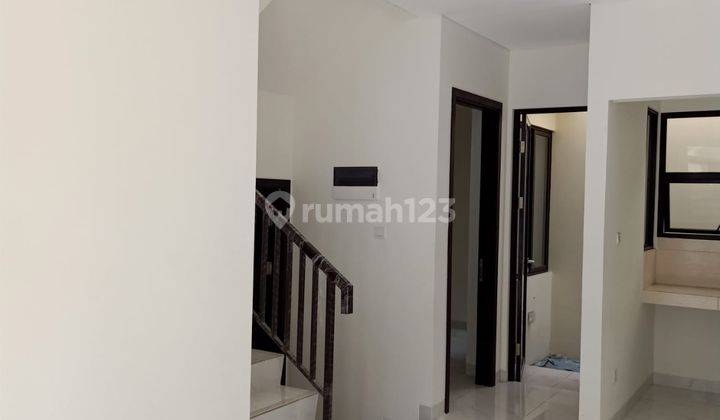 Disewakan Rumah Siap Huni Furnished Di Cluster Gracia Lavon Suvarna  2