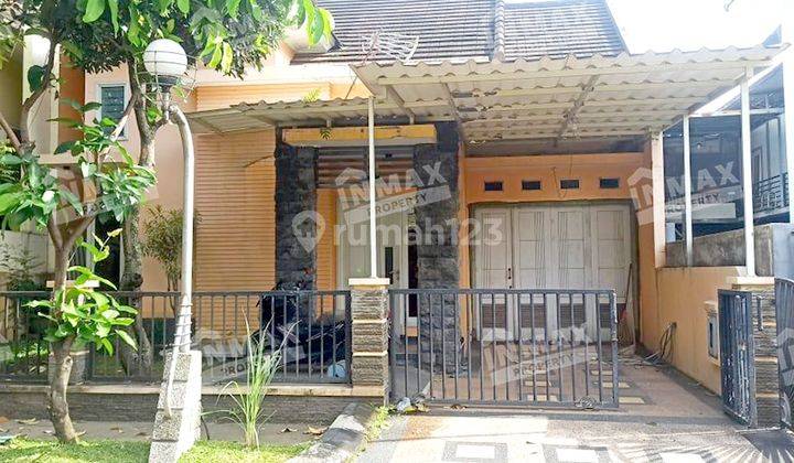 Rumah 2 Lantai Perumahan Elit Permata Jingga, Row Jalan Lebar 1