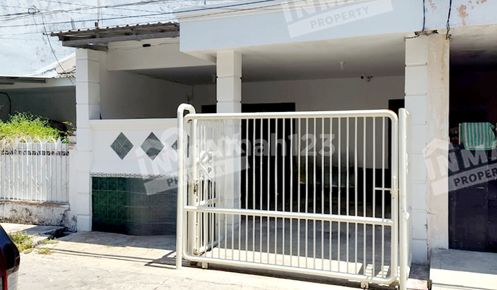 Rumah 1,5 Lantai Babatan Pantai Barat Surabaya, Dekat Golf Club Rumah 1,5 Lantai Babatan Pantai Barat Surabaya, Dekat Golf Club