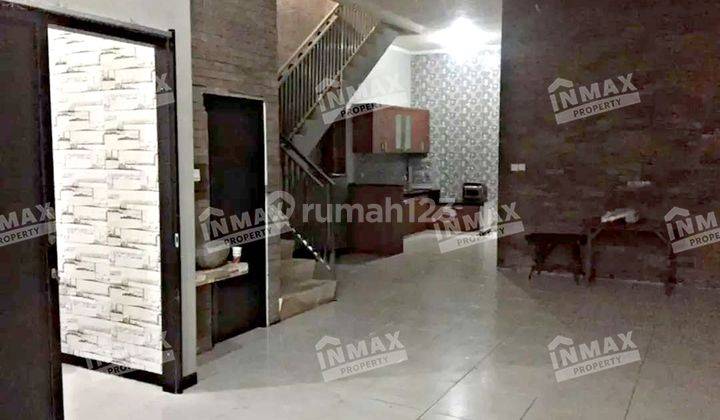 Rumah Siap Huni Minimalis 3 Lantai di Sidomakmur Baru, Dau  2