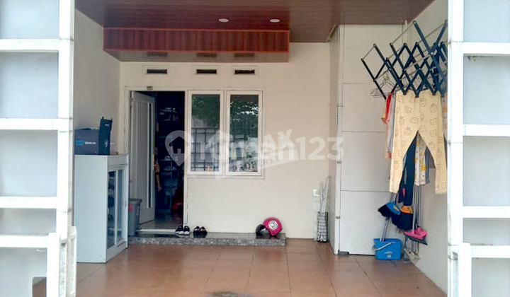 House Position Hook in Buring Malang Plus Kitchen Set Safe Area 2