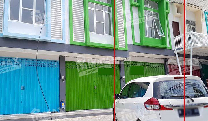 Ruko 2 Lantai di Green Sulfat Residence, Malang Area Parkir Luas 1