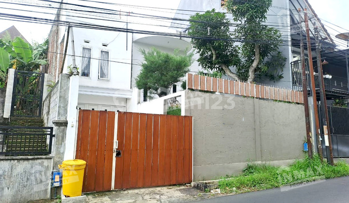 Rumah Kamar Banyak bisa untuk Usaha Kost di Daerah Tidar Atas