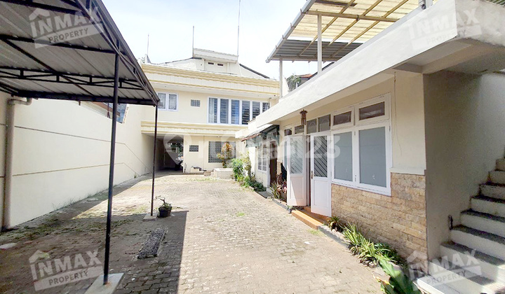 Disewakan Rumah 2 Lantai Daerah Celaket Ruangan Loss bisa Utk Kantor 2