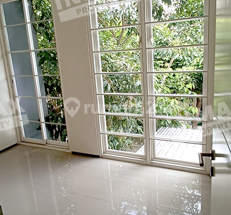 Disewakan Rumah 2 Lantai Daerah Araya bisa untuk Usaha Kost Dekat Binus 2