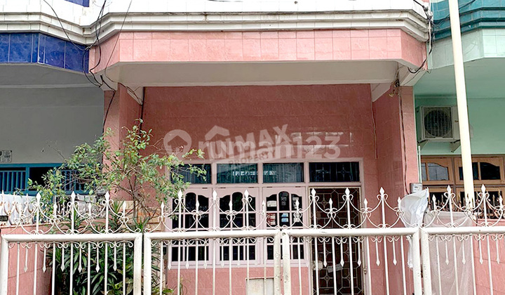 Rumah 3 Lantai Dekat Jalan Lintas Sumatera dan Rsu Muhammad Hoesin 1
