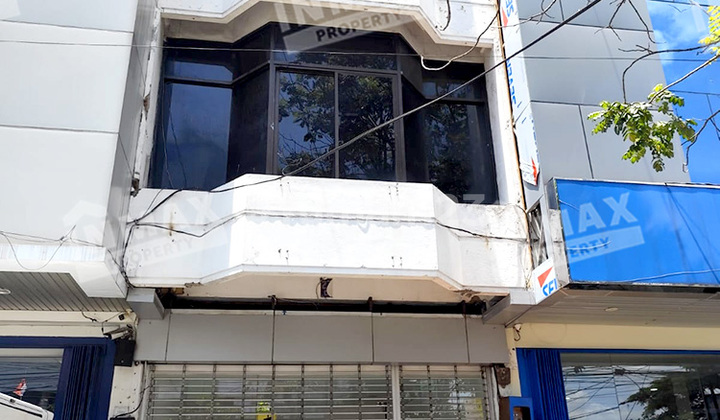 Disewakan Ruko 3 Lantai Tengah Kota Malang, Cocok Utk Usaha Kantor Disewakan Ruko 3 Lantai Tengah Kota Malang, Cocok Utk Usaha Kantor