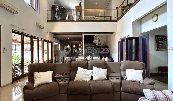 Rumah Cantik Asri di Pancoran Jakarta Selatan  2