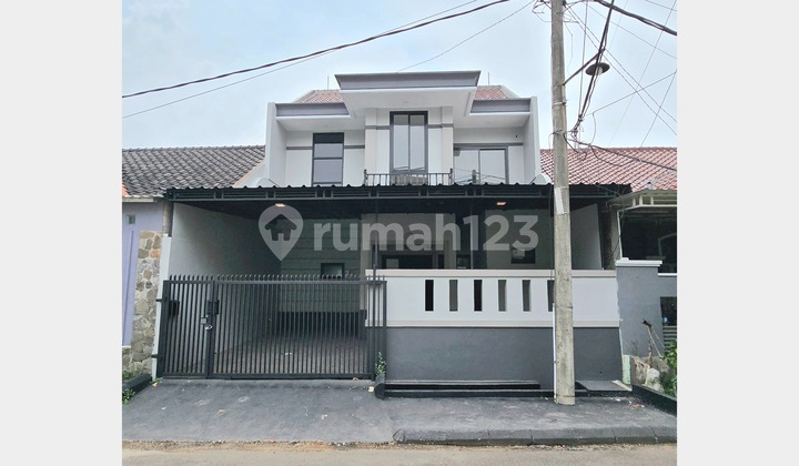 Rumah di Villa Melati Mas Serpong Full Renovasi Rapi Siap Huni