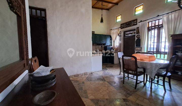 Rumah 1,5 Lantai di Rempoa, Tangerang Selatan 2